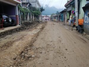 CONSTRUCCIÓN CALLE (PAVIMENTO) DE CAMPO DE FUTBOL, HACIA CANTON SAN RAFAEL, CABECERA MUNICIPAL, PETATÁN, HUEHUETENANGO